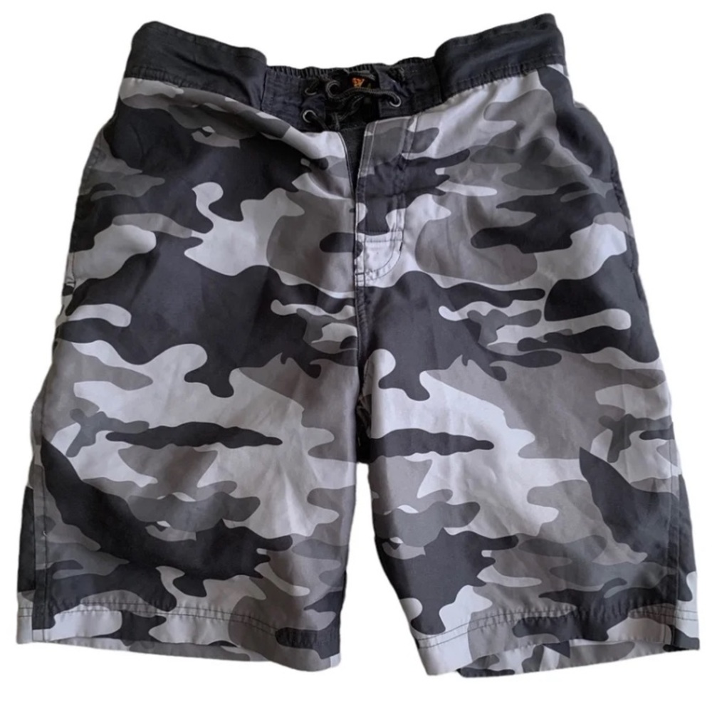 *Bass Pro shop men’s small camouflage swim trunk
